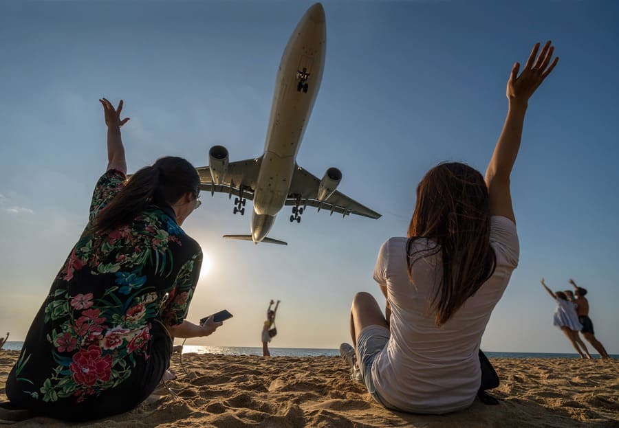 When Fly-and-Cruise Genuinely Wins