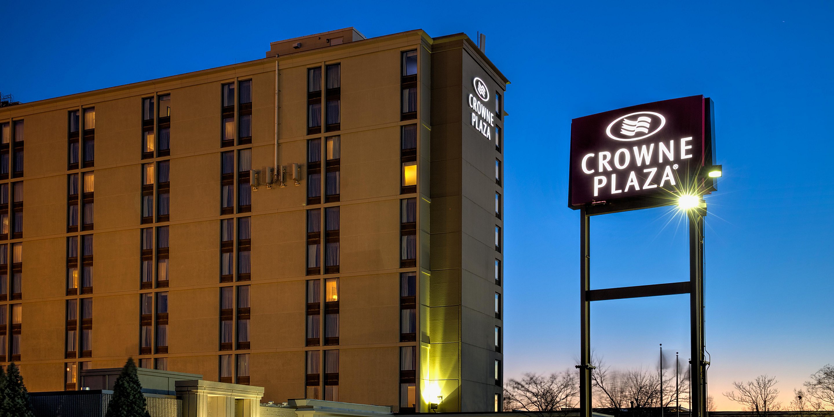 Crowne Plaza Newark Airport