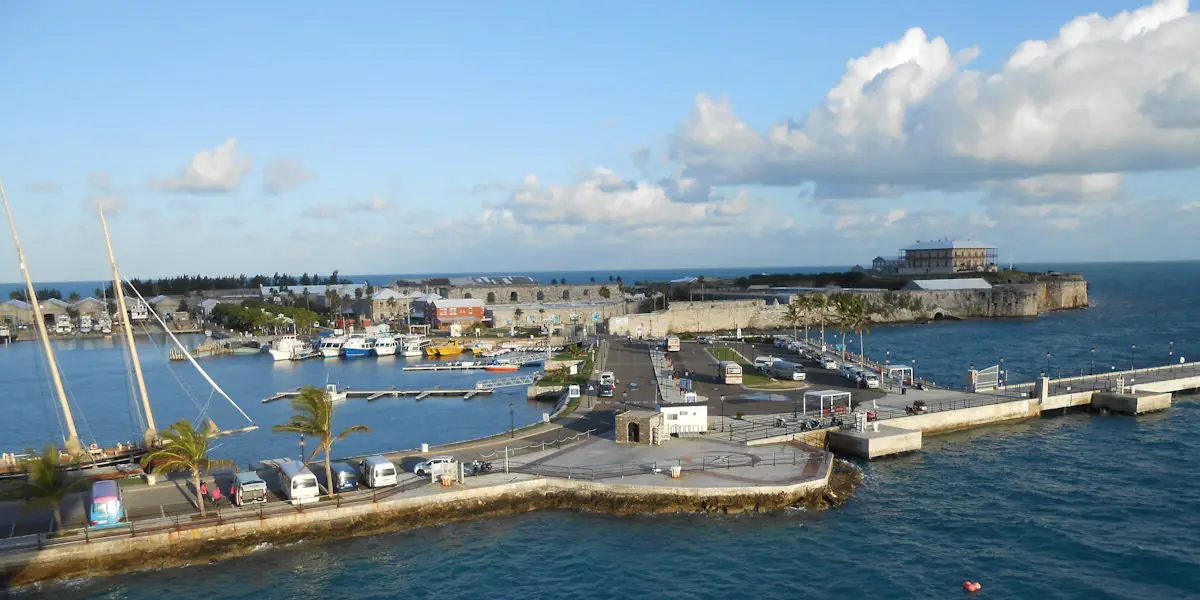 bermuda hotels near cruise port